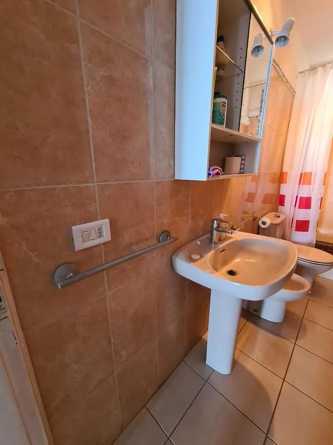 Studio Wifi Beach Front Apartment Puerto de Santiago